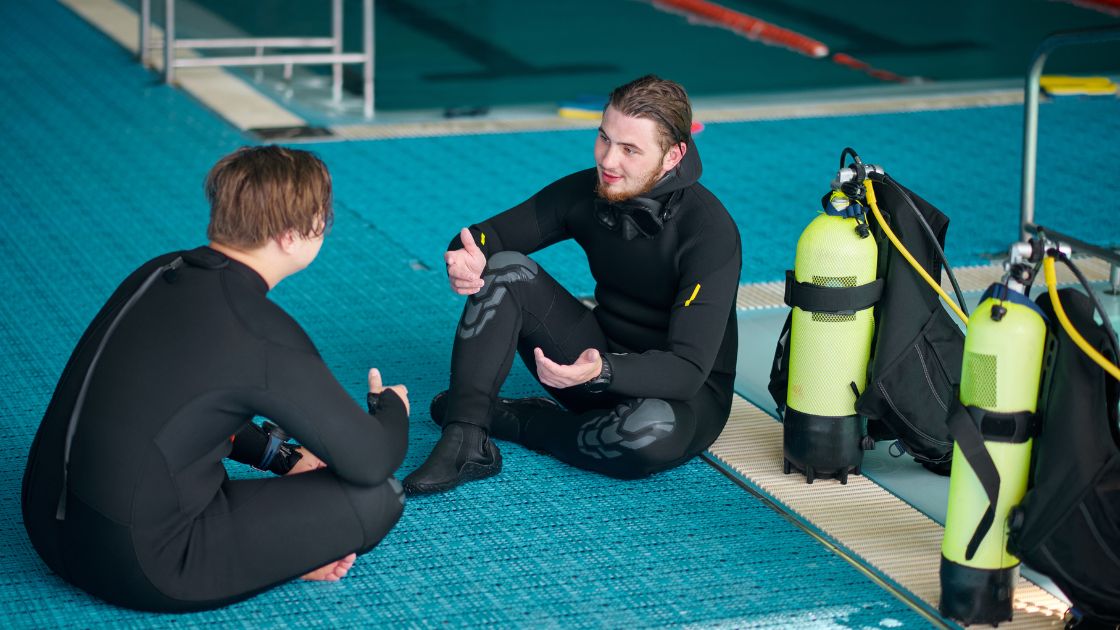 The Ultimate Guide: How To Choose A Scuba Diving Wetsuit