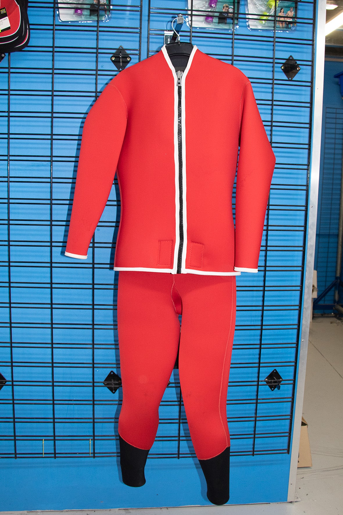 Neptune all red suit 2 piece 5mm