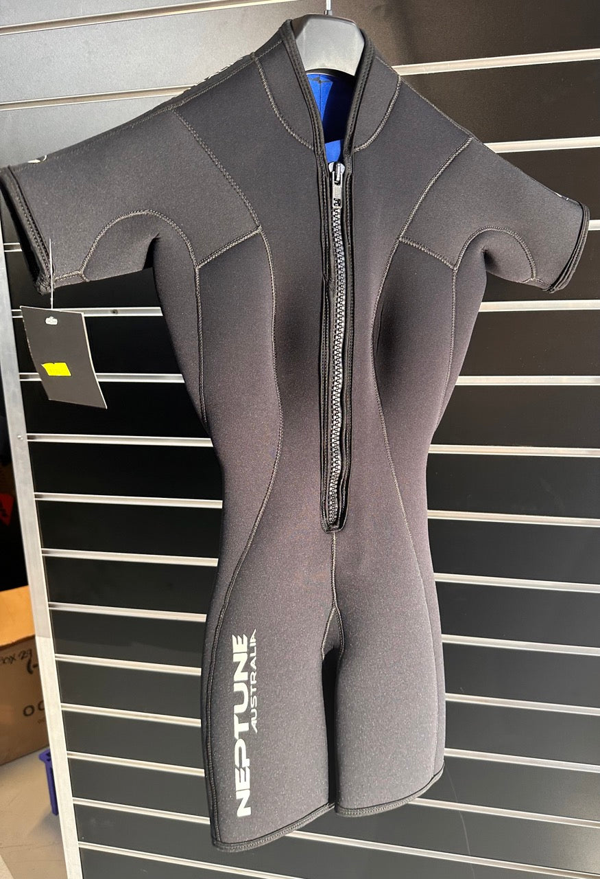 Neptune Shorty Wetsuit Women's Size 8 5mm One Off
